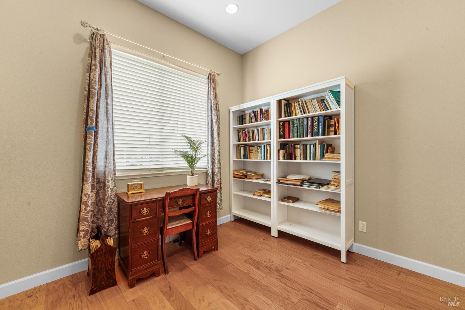 1284 Eagle Drive Windsor CA 95492