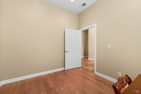1284 Eagle Drive Windsor CA 95492