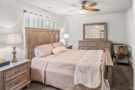 26 Foster Court Cloverdale CA 95425