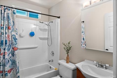 26 Foster Court Cloverdale CA 95425