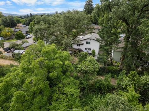 26 Foster Court Cloverdale CA 95425