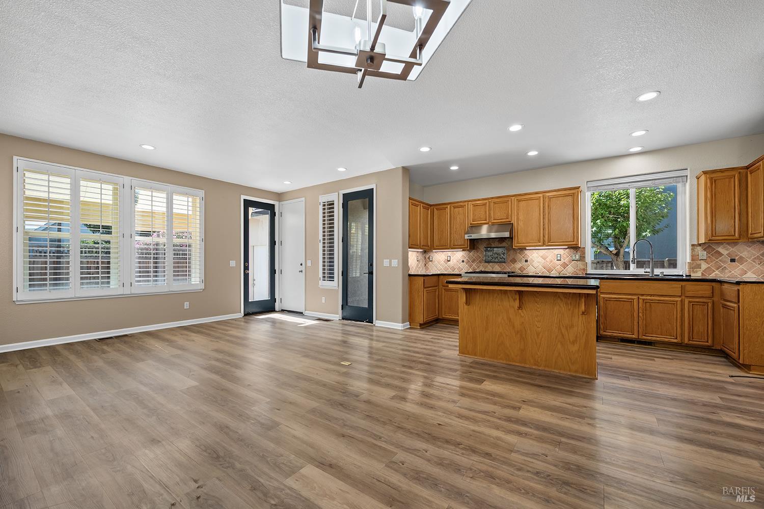 638 Decanter Circle Windsor CA 95492