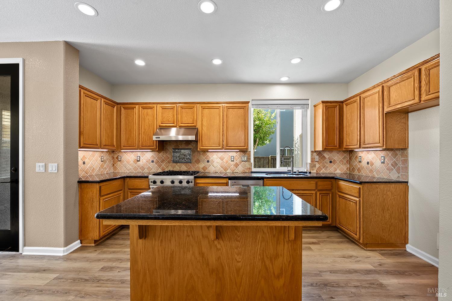 638 Decanter Circle Windsor CA 95492
