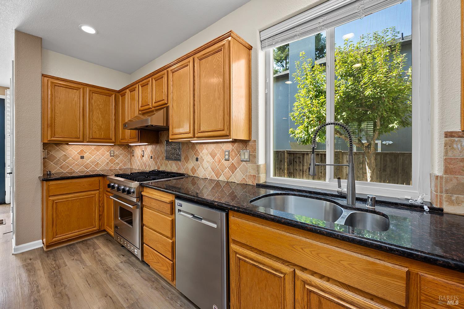 638 Decanter Circle Windsor CA 95492