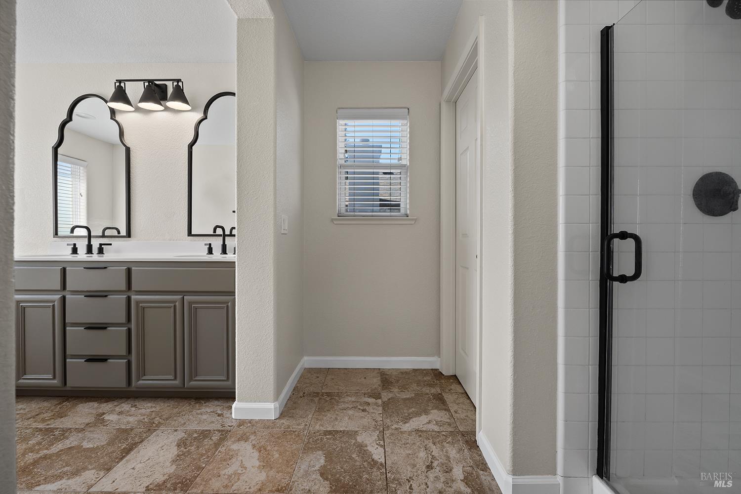 638 Decanter Circle Windsor CA 95492