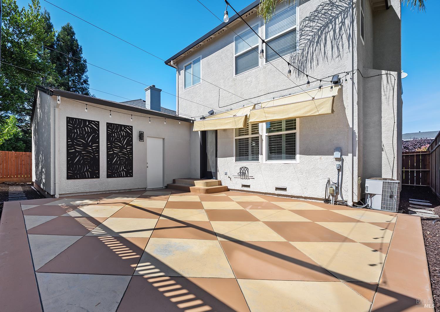 638 Decanter Circle Windsor CA 95492