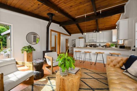 13190 Dupont Road Sebastopol CA 95472