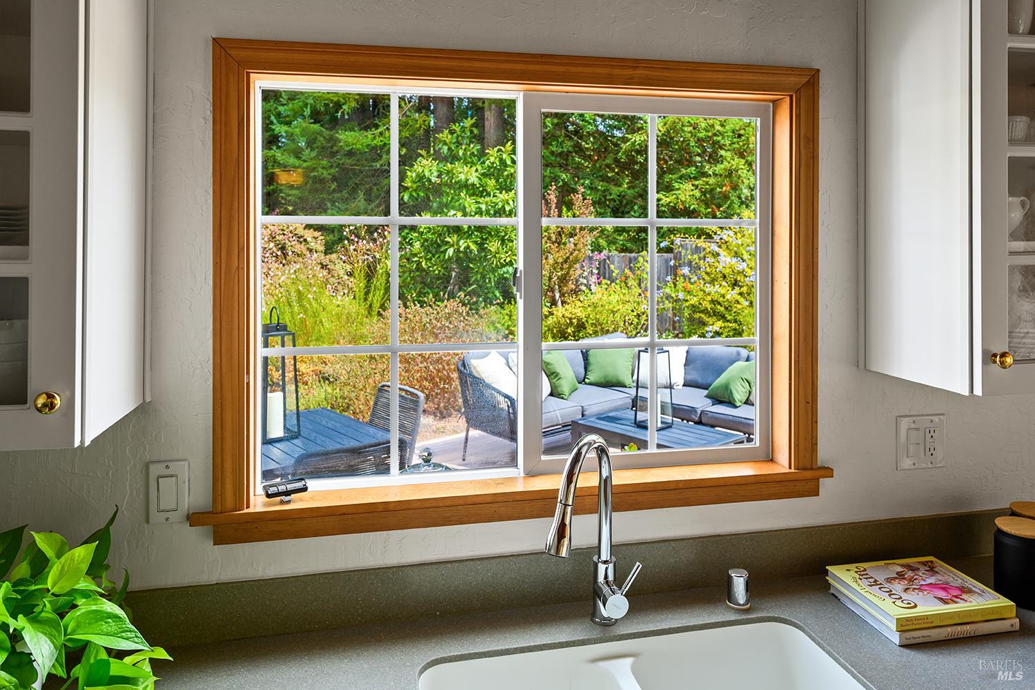 13190 Dupont Road Sebastopol CA 95472