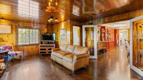 2267 Westside Road Healdsburg CA 95448