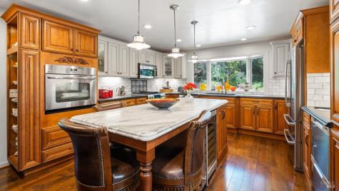 2267 Westside Road Healdsburg CA 95448