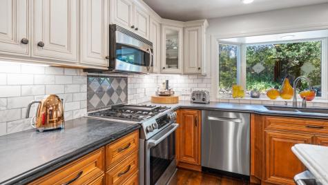 2267 Westside Road Healdsburg CA 95448