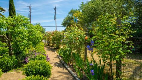 2267 Westside Road Healdsburg CA 95448