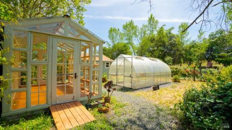 2267 Westside Road Healdsburg CA 95448