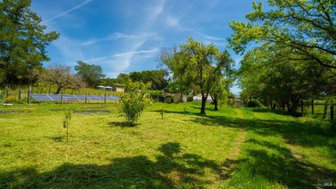 2267 Westside Road Healdsburg CA 95448