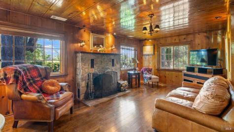 2267 Westside Road Healdsburg CA 95448