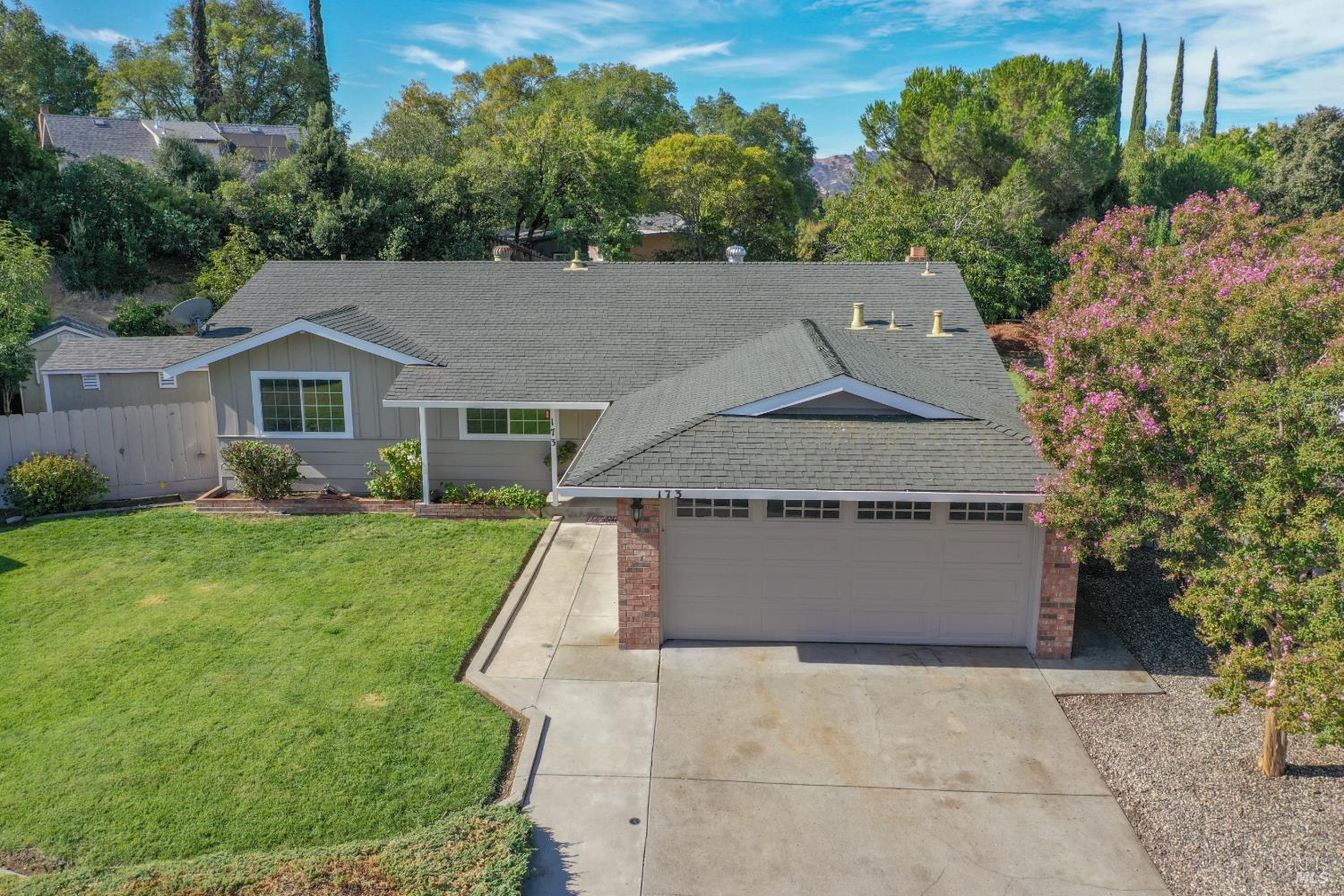 173 Santana Drive Vacaville CA 95687