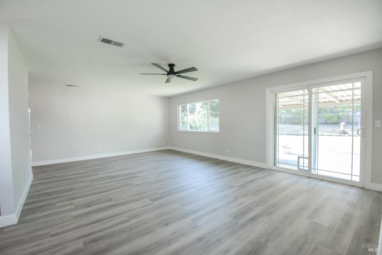 173 Santana Drive Vacaville CA 95687