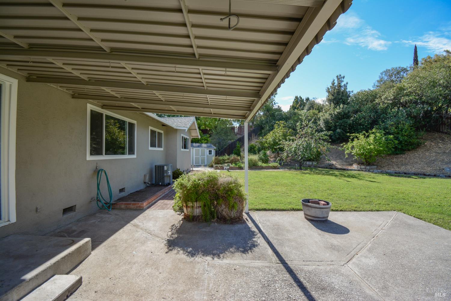 173 Santana Drive Vacaville CA 95687