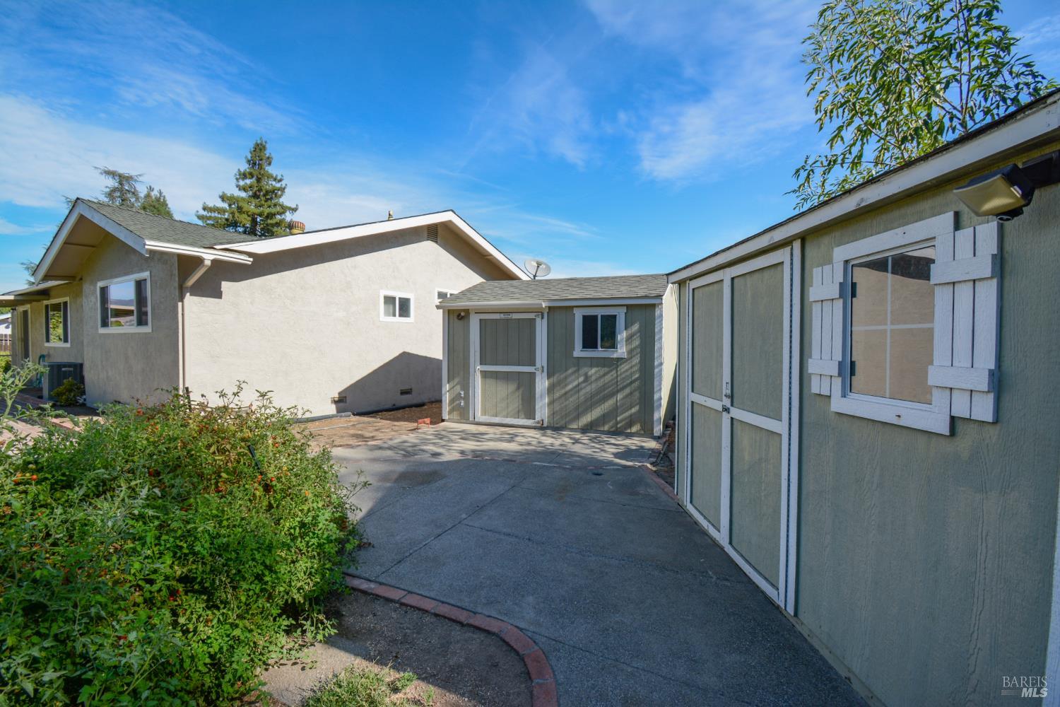 173 Santana Drive Vacaville CA 95687