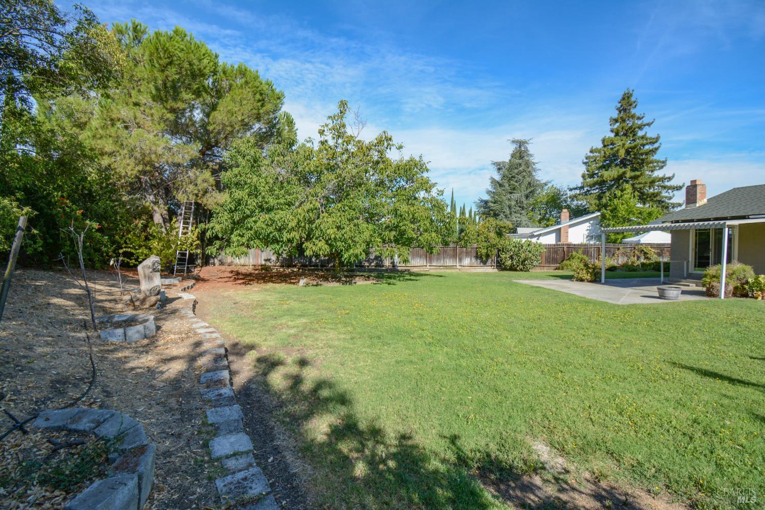 173 Santana Drive Vacaville CA 95687