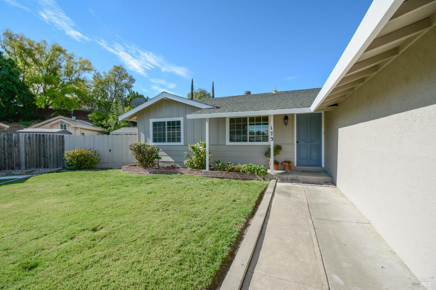 173 Santana Drive Vacaville CA 95687