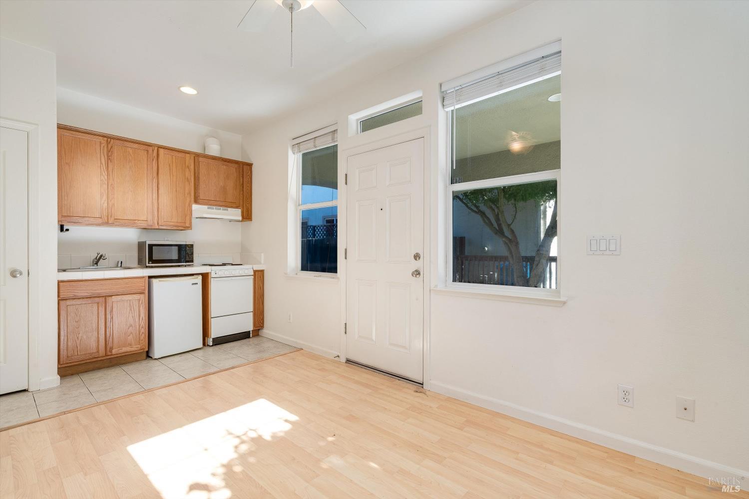 1541 Jainine Street Santa Rosa CA 95403