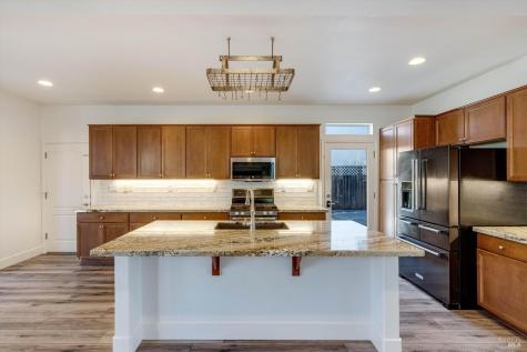 1541 Jainine Street Santa Rosa CA 95403