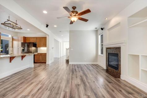 1541 Jainine Street Santa Rosa CA 95403