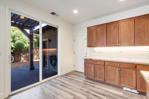 1541 Jainine Street Santa Rosa CA 95403