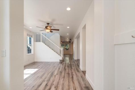 1541 Jainine Street Santa Rosa CA 95403