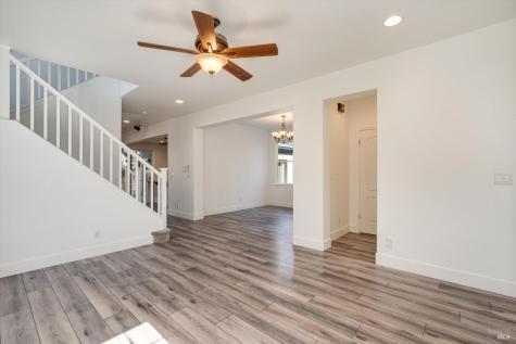 1541 Jainine Street Santa Rosa CA 95403