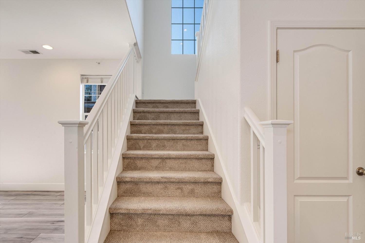 1541 Jainine Street Santa Rosa CA 95403