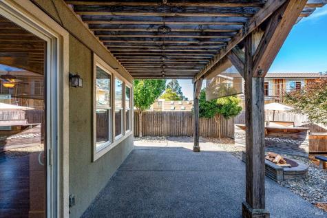 1541 Jainine Street Santa Rosa CA 95403