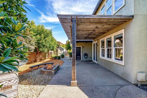 1541 Jainine Street Santa Rosa CA 95403
