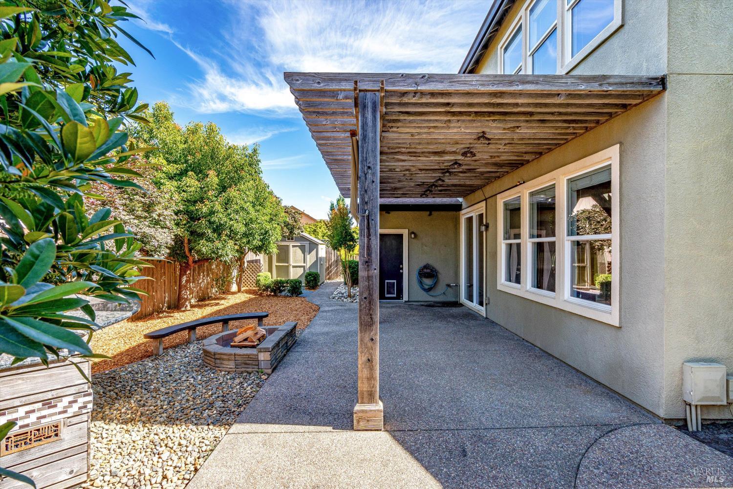 1541 Jainine Street Santa Rosa CA 95403