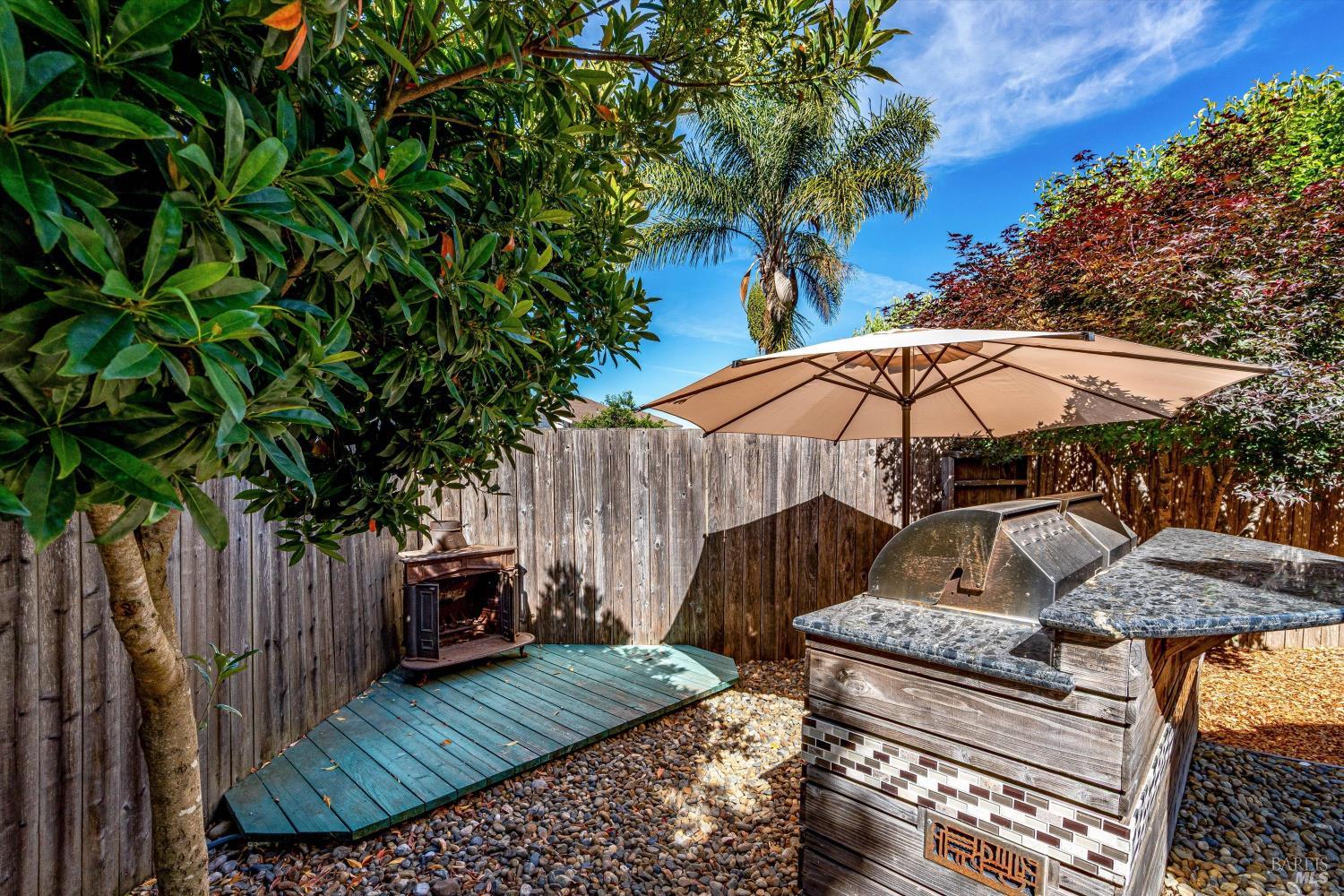 1541 Jainine Street Santa Rosa CA 95403