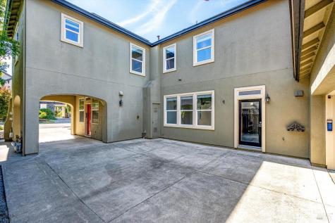 1541 Jainine Street Santa Rosa CA 95403