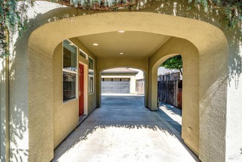 1541 Jainine Street Santa Rosa CA 95403