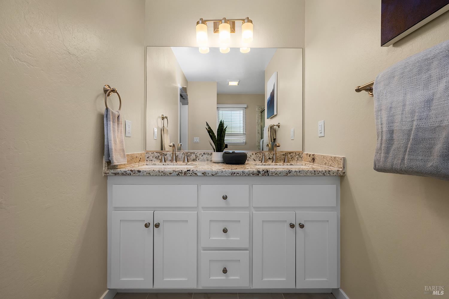 5199 Oak Meadow Drive Santa Rosa CA 95401