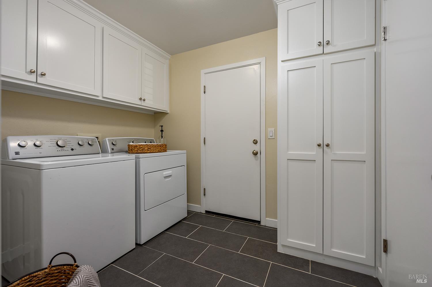 5199 Oak Meadow Drive Santa Rosa CA 95401