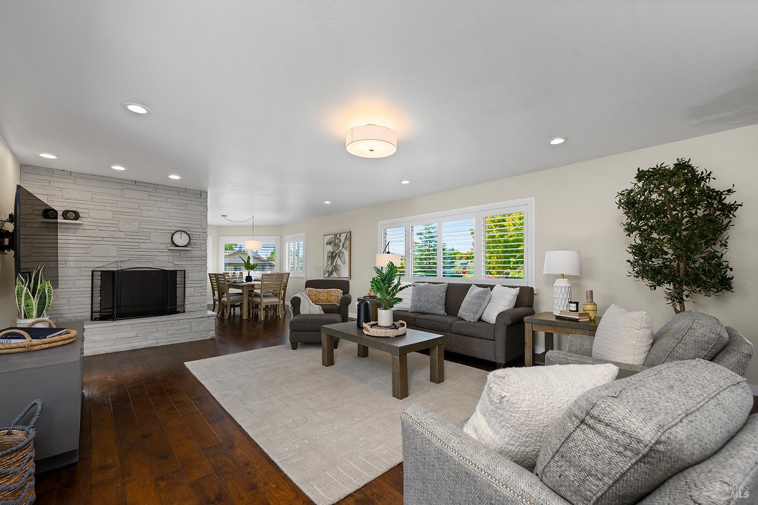 5199 Oak Meadow Drive Santa Rosa CA 95401