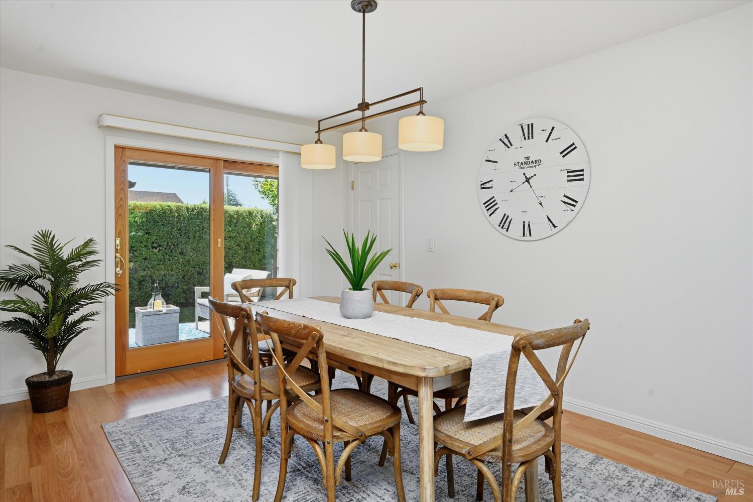 2 Oakhurst Place Santa Rosa CA 95409