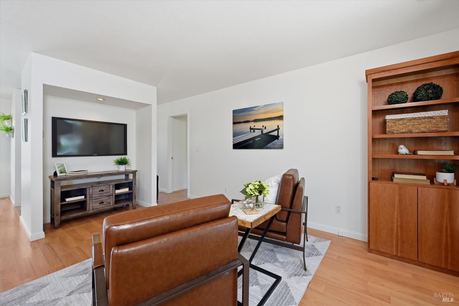 2 Oakhurst Place Santa Rosa CA 95409