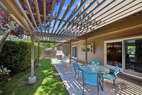 2 Oakhurst Place Santa Rosa CA 95409