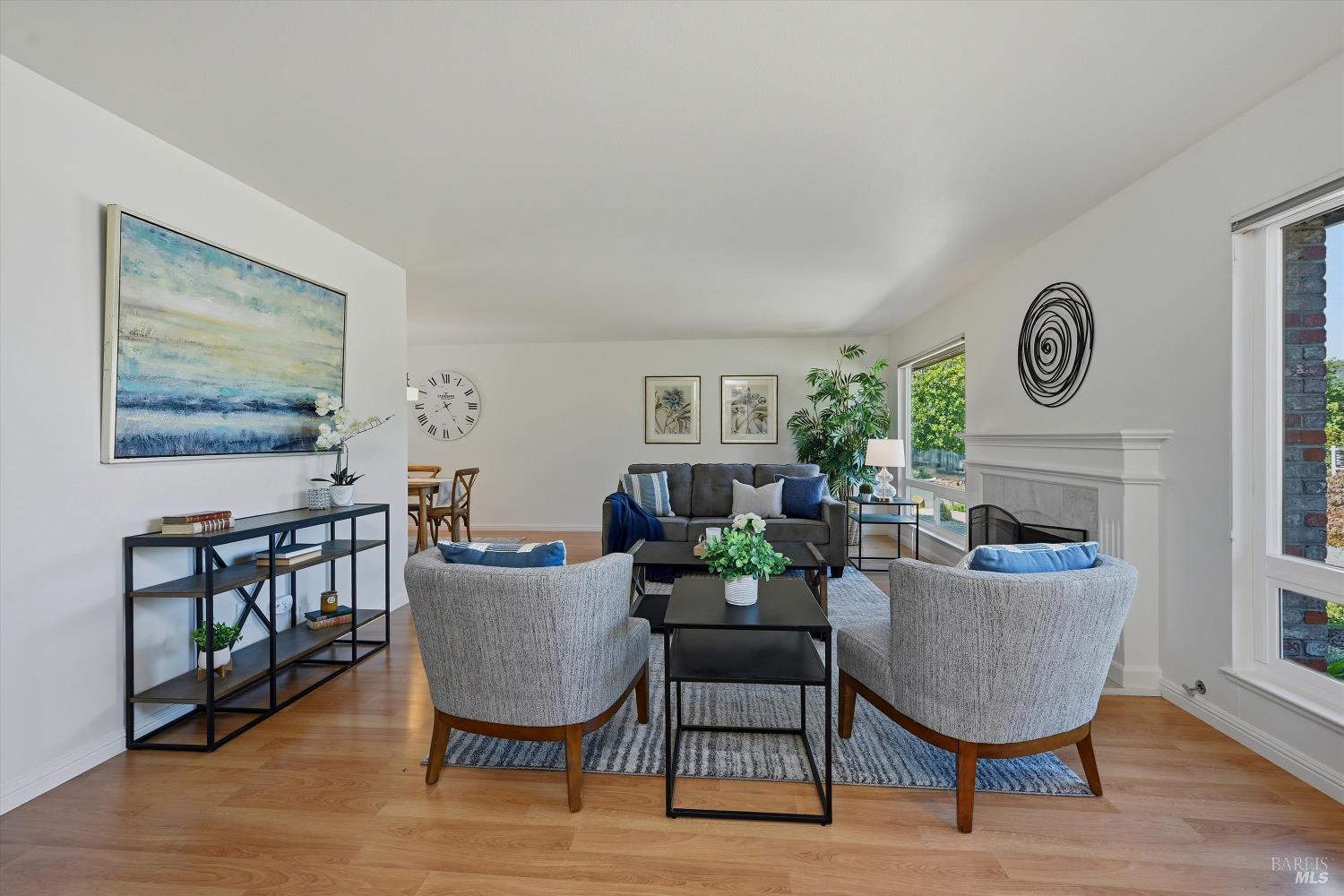 2 Oakhurst Place Santa Rosa CA 95409
