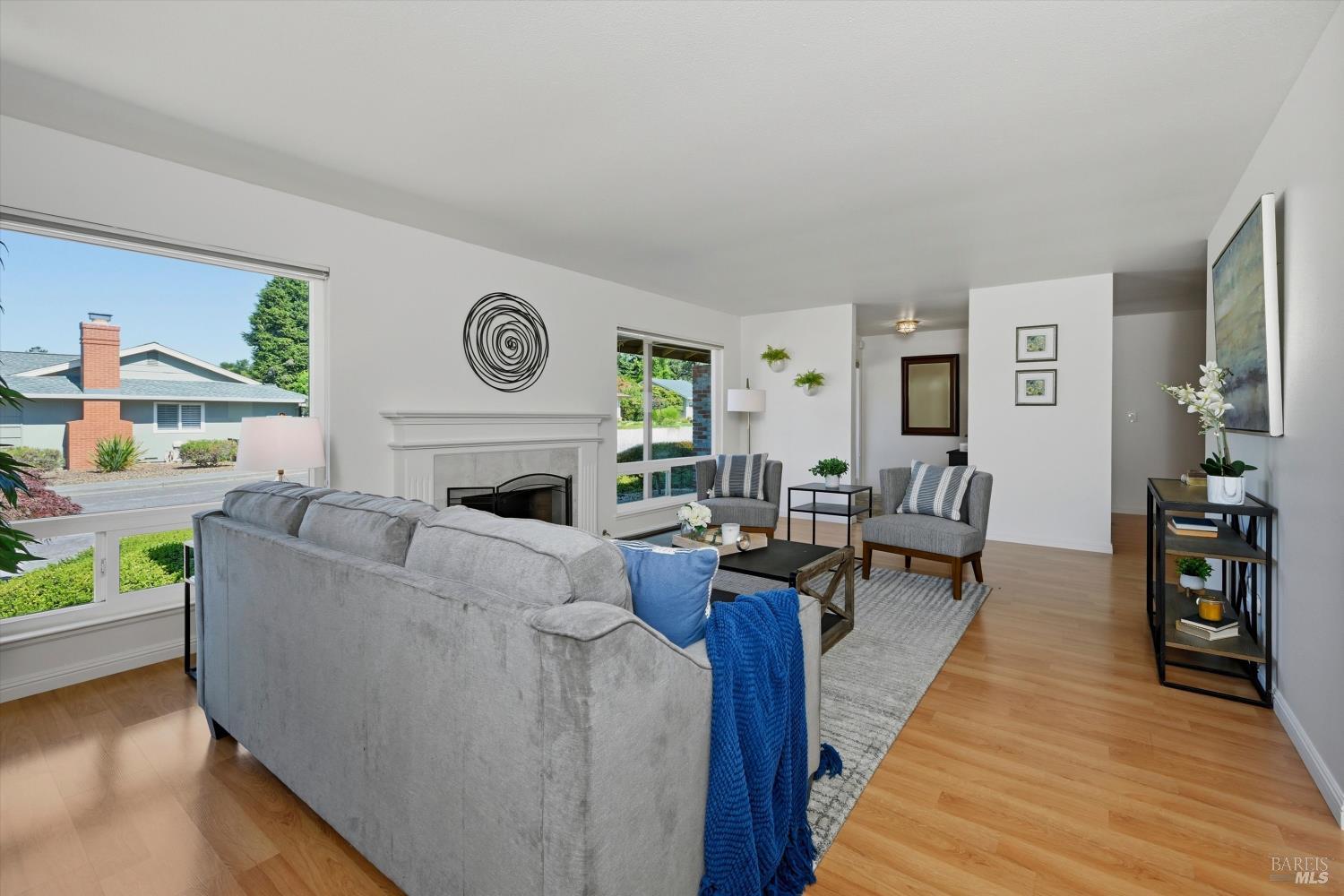 2 Oakhurst Place Santa Rosa CA 95409