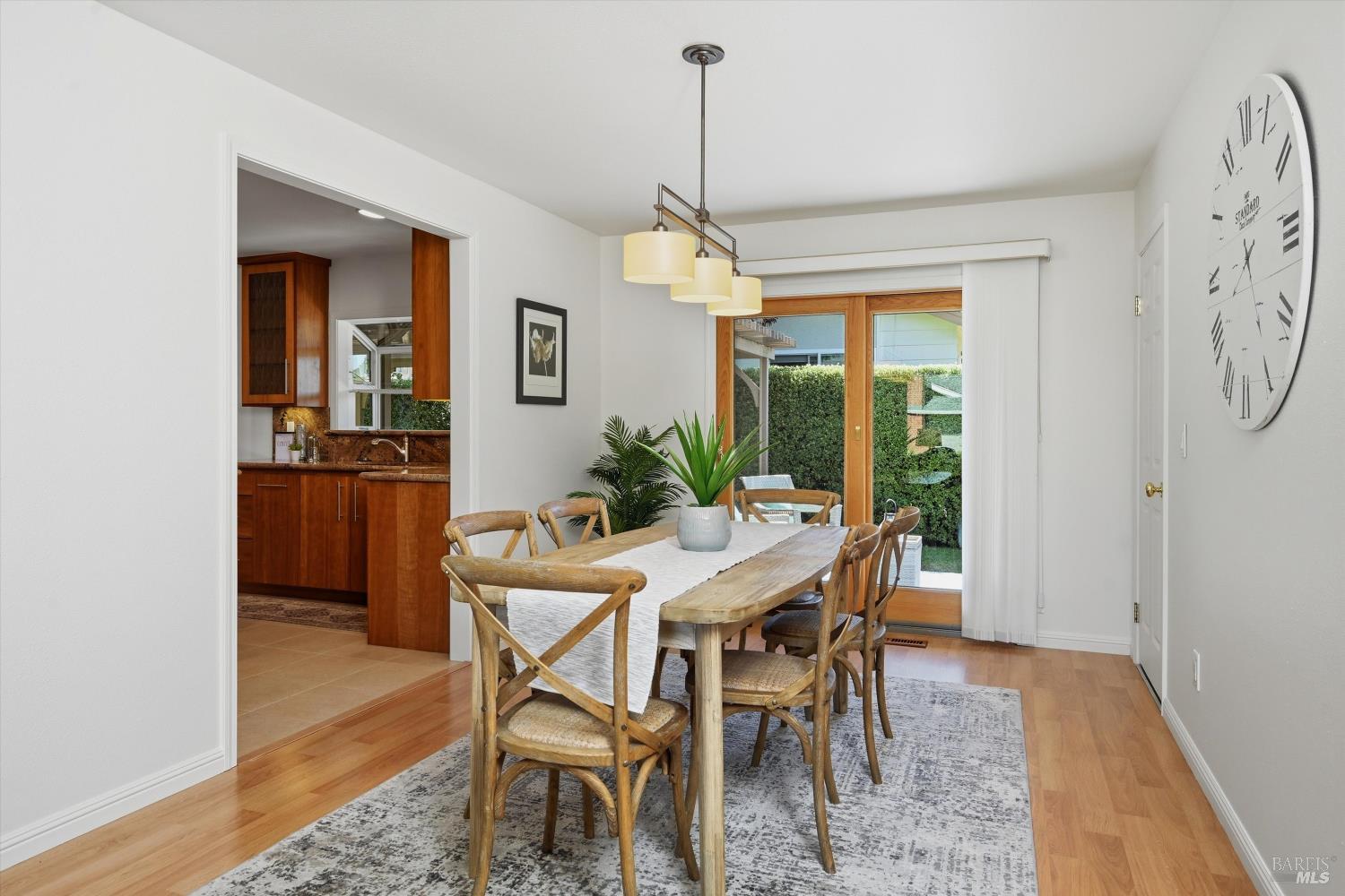 2 Oakhurst Place Santa Rosa CA 95409