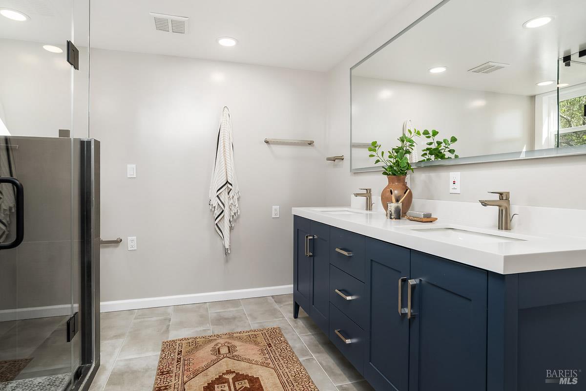 16 Corte Los Sombras Greenbrae CA 94904