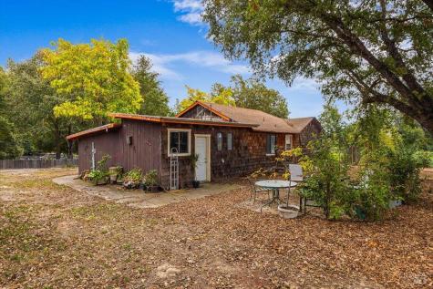 6640 1st Street Forestville CA 95436