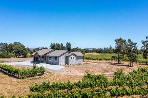 5726 Hall Road Santa Rosa CA 95401